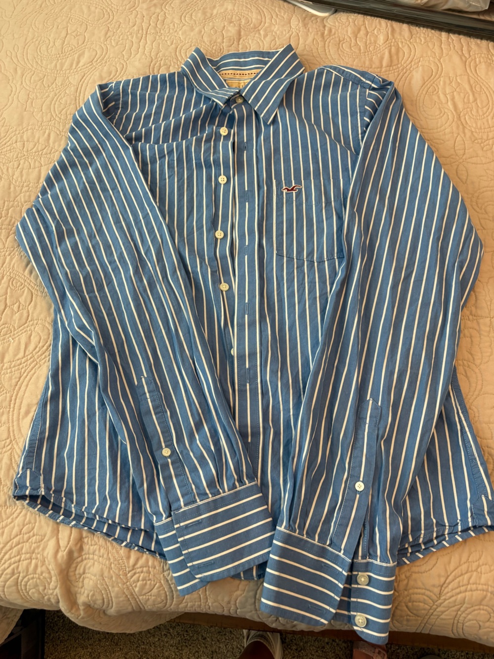 Y2K NWT Hollister Blue and White Striped Button-Down Shirt 100% cotton